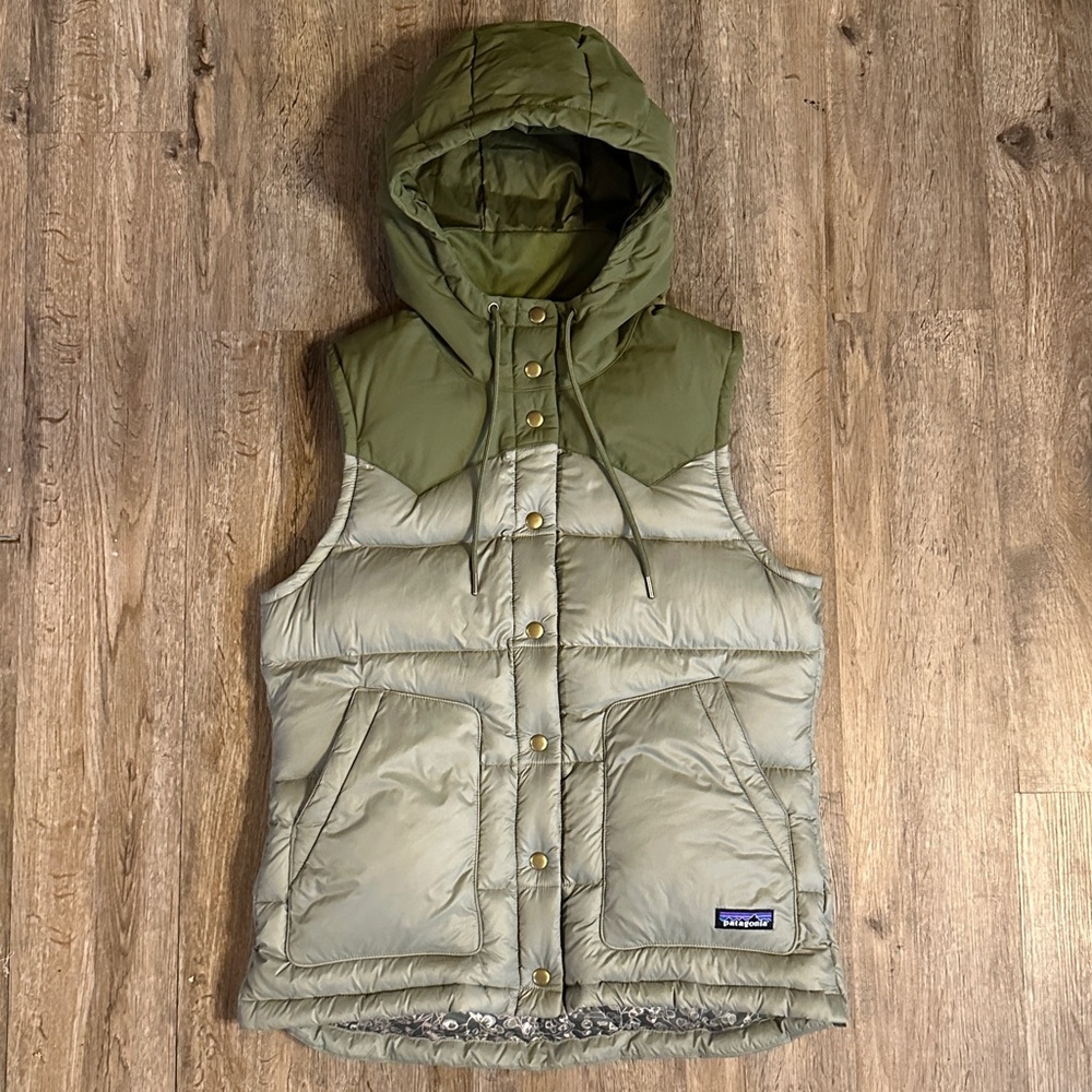 Patagonia Green and Gray Hooded Vest